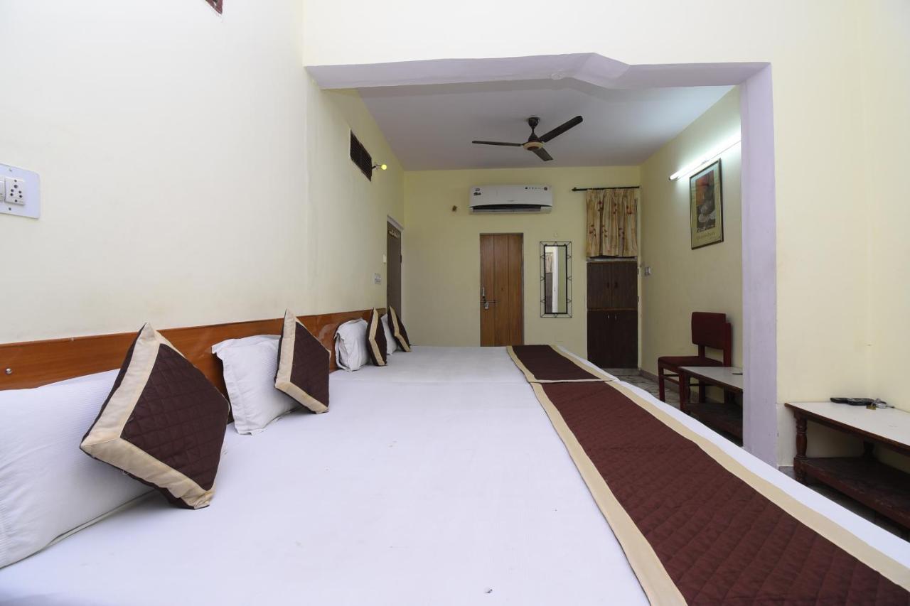 Hotel Jaipur Achrol Exterior photo